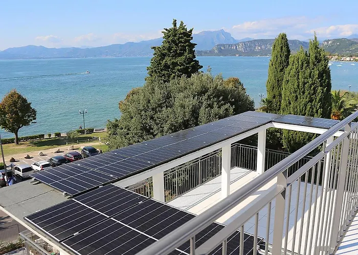 Adriana アパートホテル 4*