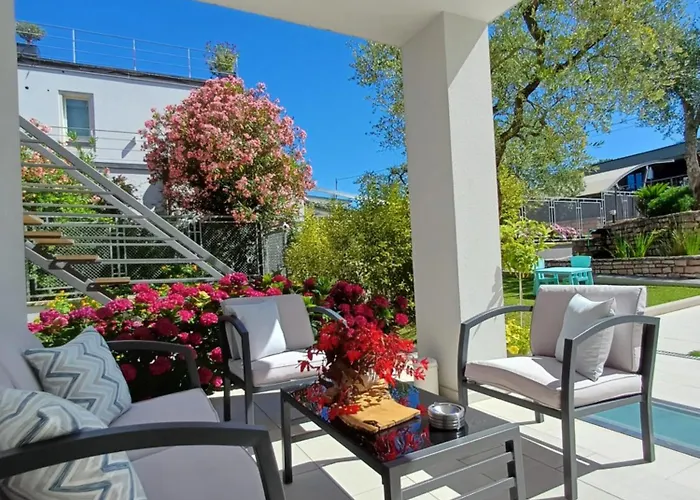 Adriana アパートホテル 4*