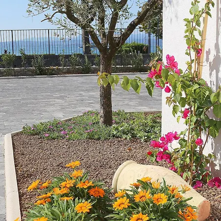 Adriana Aparthotel 4*