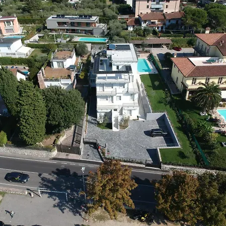 Lejlighedshotel Adriana 4*