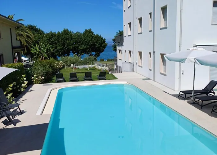 Apart-hotel Adriana
